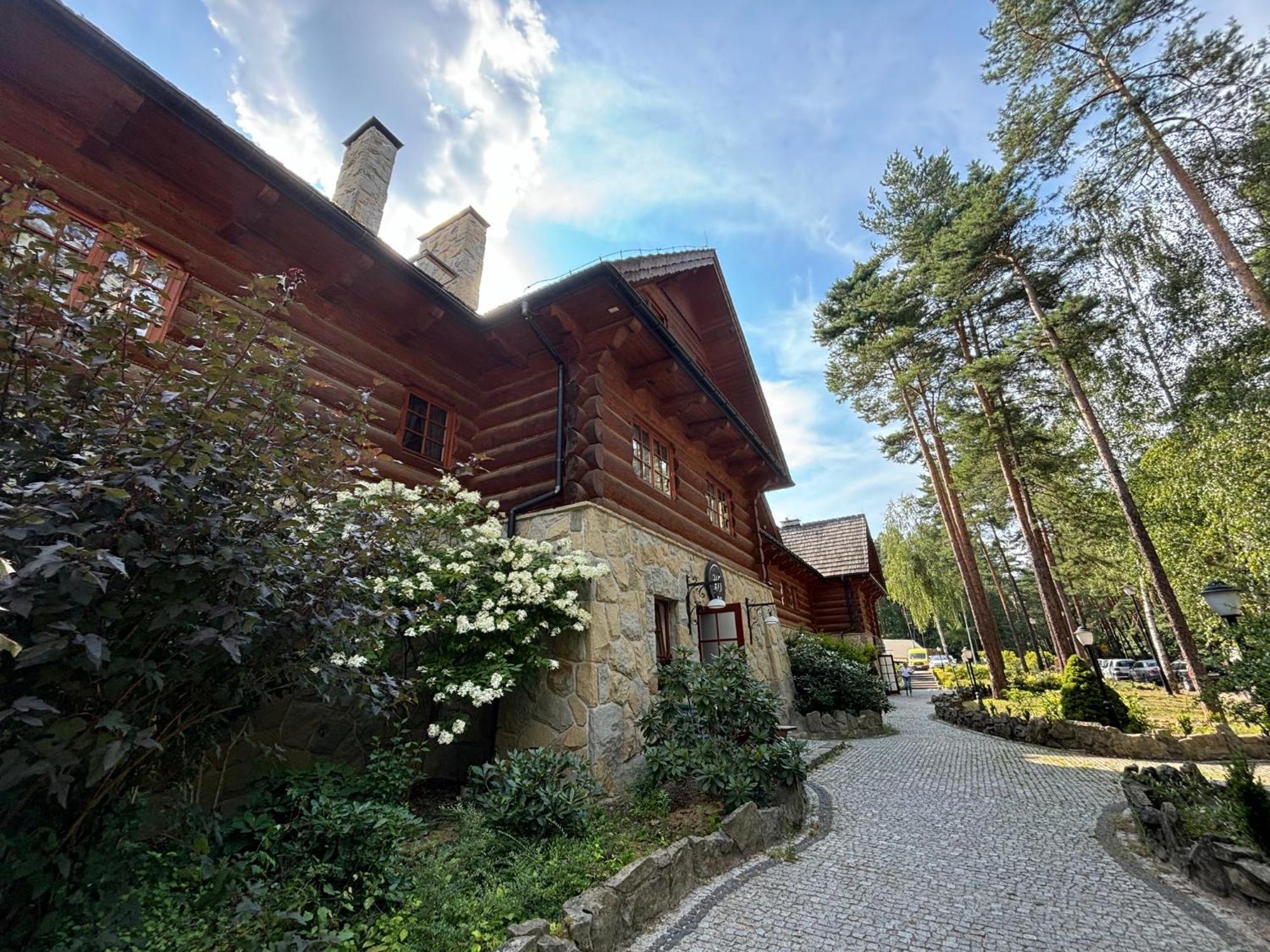 Hotel 365 Kielce Exterior foto